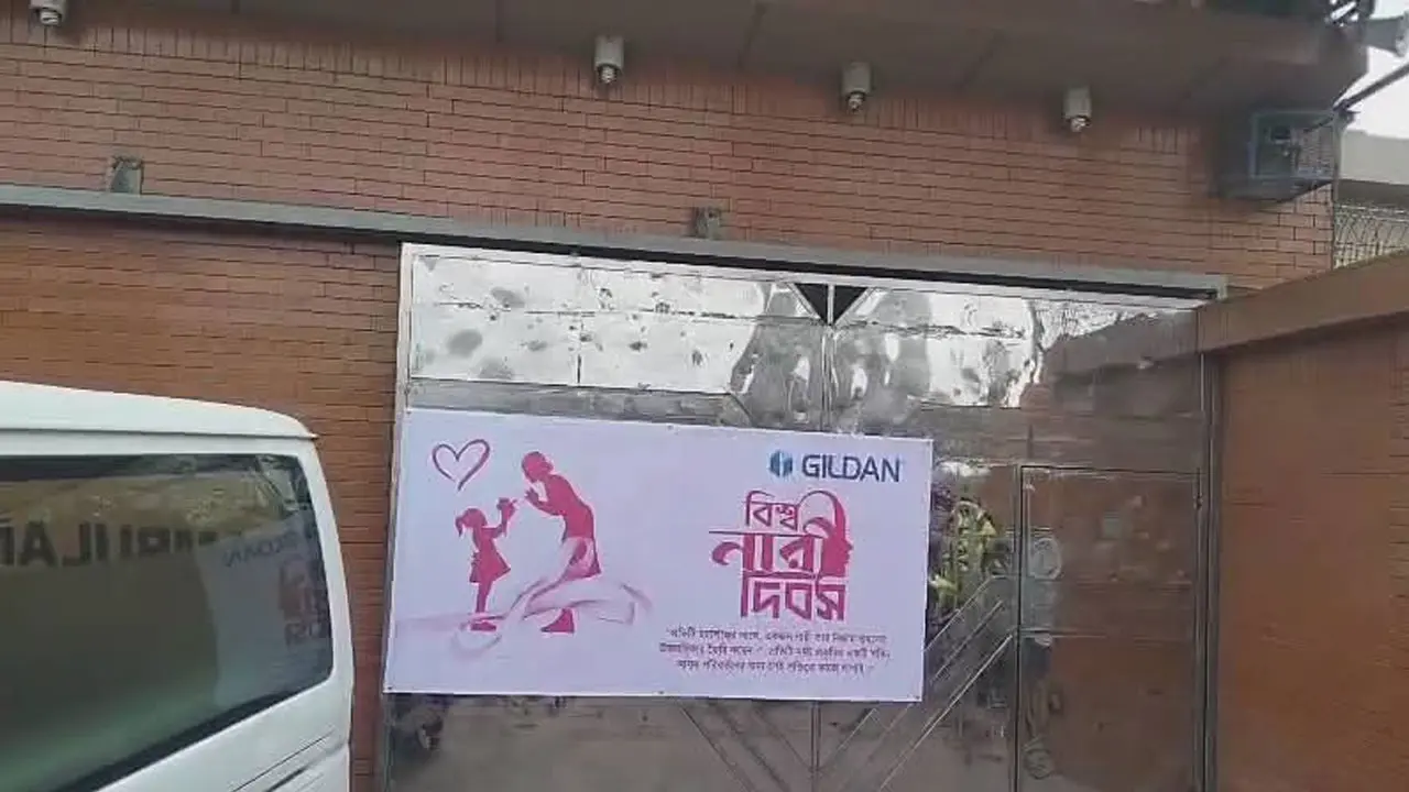 গার্মেন্টসের ভেতরে ঝুলছিল শ্রমিকের মরদেহ