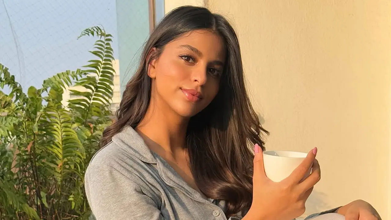 শাহরুখকন্যা সুহানার পছন্দ কোরীয় গায়ক!