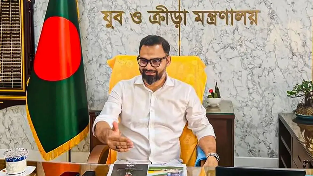 আইসিসির সঙ্গে আলোচনা করেই সিদ্ধান্ত নেবেন ক্রীড়া প্রতিমন্ত্রী