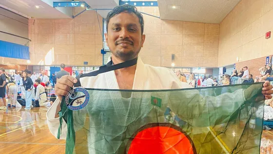 ৩৪তম ভিক্টোরিয়া কারাতে কাপে রৌপ্য জিতলেন কুড়িগ্রামের সুমন