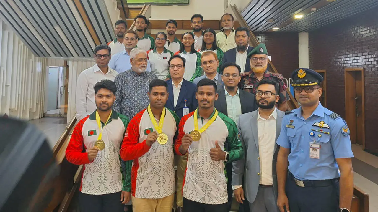 স্বর্ণজয়ী আরচ্যারদের বিমানবন্দরে সংবর্ধনা