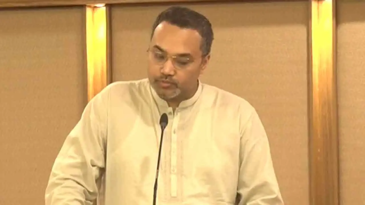 ট্রেনে নারীদের জন্য প্রধানমন্ত্রীর নির্দেশে আলাদা বগি দেওয়া হয়েছে