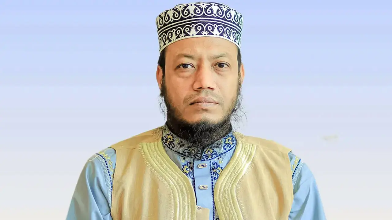 এমপি আমির হামজার বিরুদ্ধে পত্রিকায় বিজ্ঞপ্তি প্রকাশের নির্দেশ আদালতের