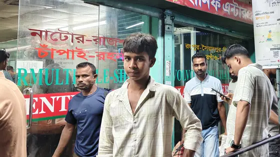 নিজের পায়ে দাঁড়াতে ঢাকায় আসা, অভিমান ভেঙে নানির কাছে ফিরছে আতিক