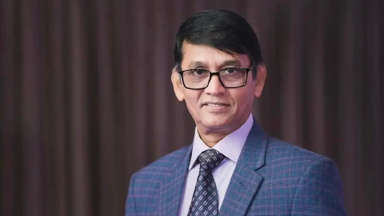 ‘তরুণদের চিন্তাভাবনা আমাদের সংস্কৃতিকে এগিয়ে নিয়ে যায়’