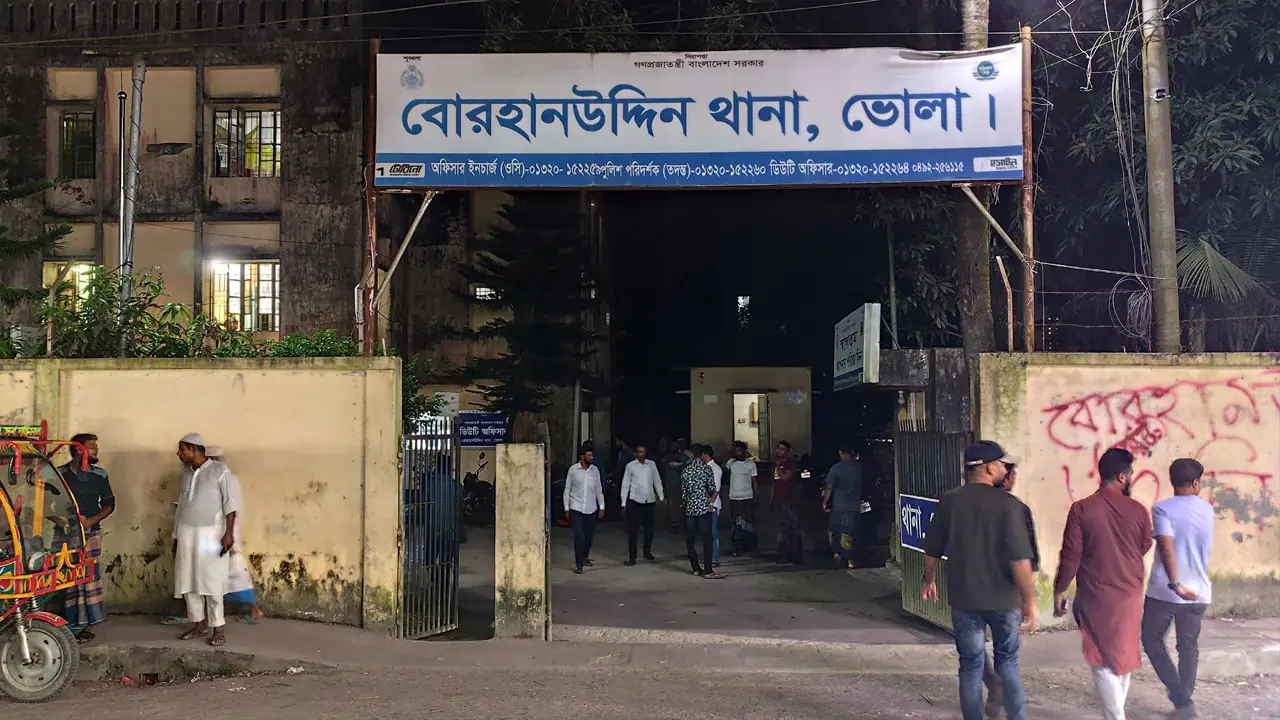 ভোলায় ঈদের দিন ভাড়া বাসা থেকে গৃহবধূর ঝুলন্ত মরদেহ উদ্ধার