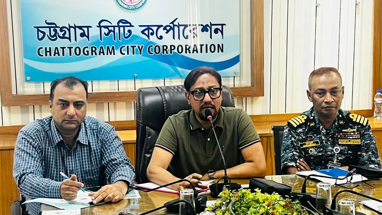 চট্টগ্রামের জলাবদ্ধতা নিরসনে ৬ কমিটি, মাঠে নামার নির্দেশ মেয়রের