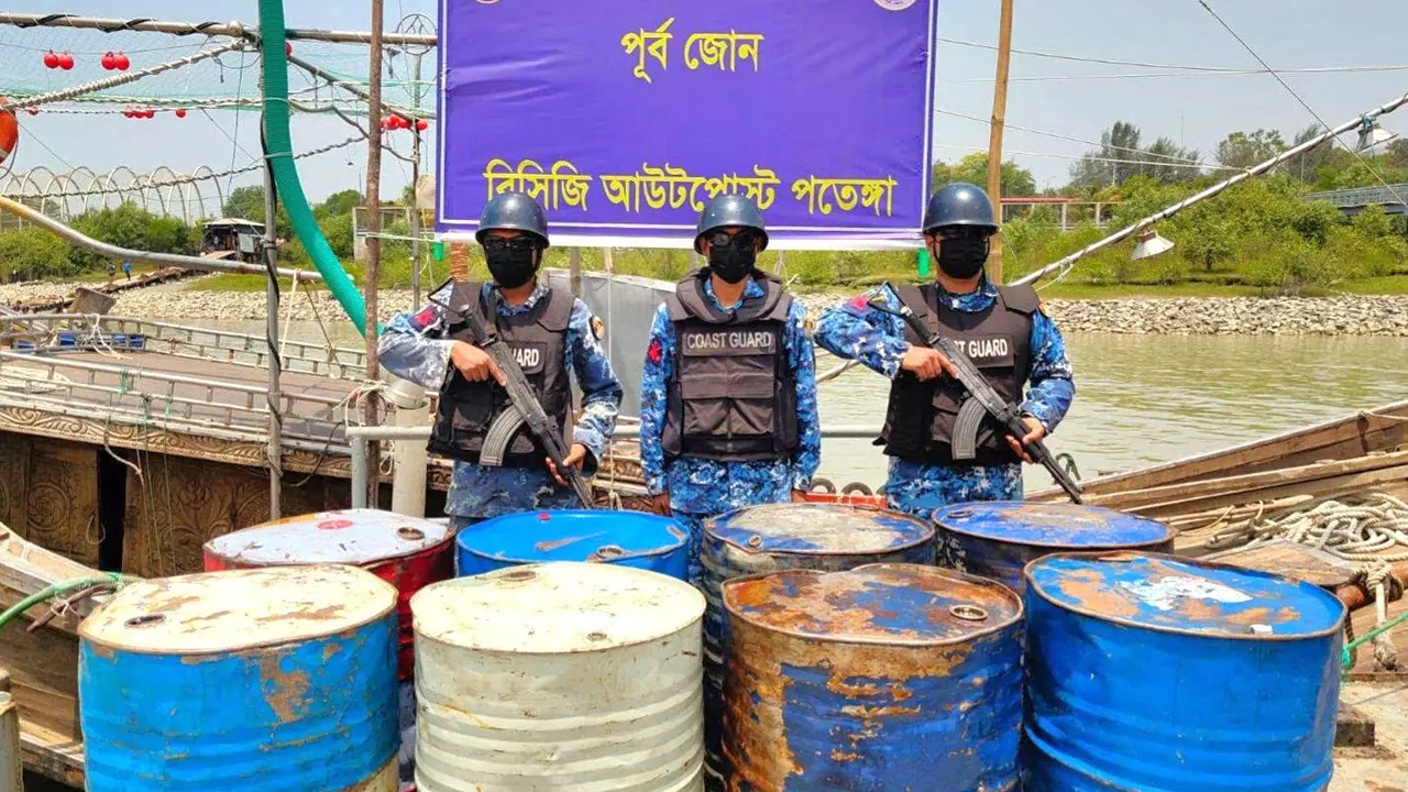 চট্টগ্রামে আড়াই লাখ টাকার ভোজ্যতেল জব্দ