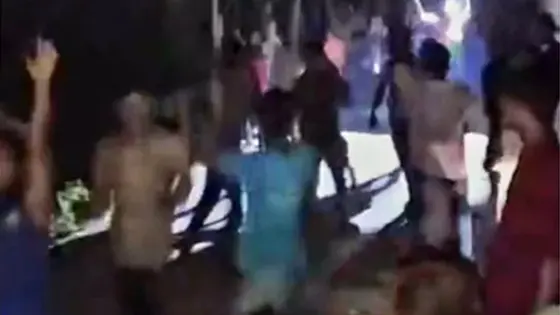 কোরবানির চামড়া রাখা নিয়ে রাতে টর্চলাইট জ্বালিয়ে ঘণ্টাব্যাপী সংঘর্ষ