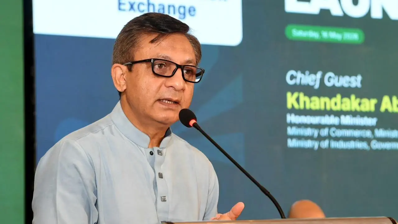 টেক্সটাইল খাতের টেকসই রূপান্তরে উদ্ভাবনে জোর দিতে হবে : পাটমন্ত্রী