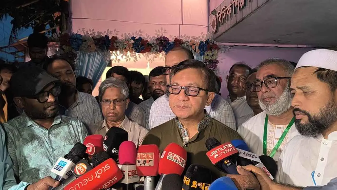কৃষিজমি রক্ষা করেই শিল্পের প্রসার ঘটাতে হবে : শিল্পমন্ত্রী