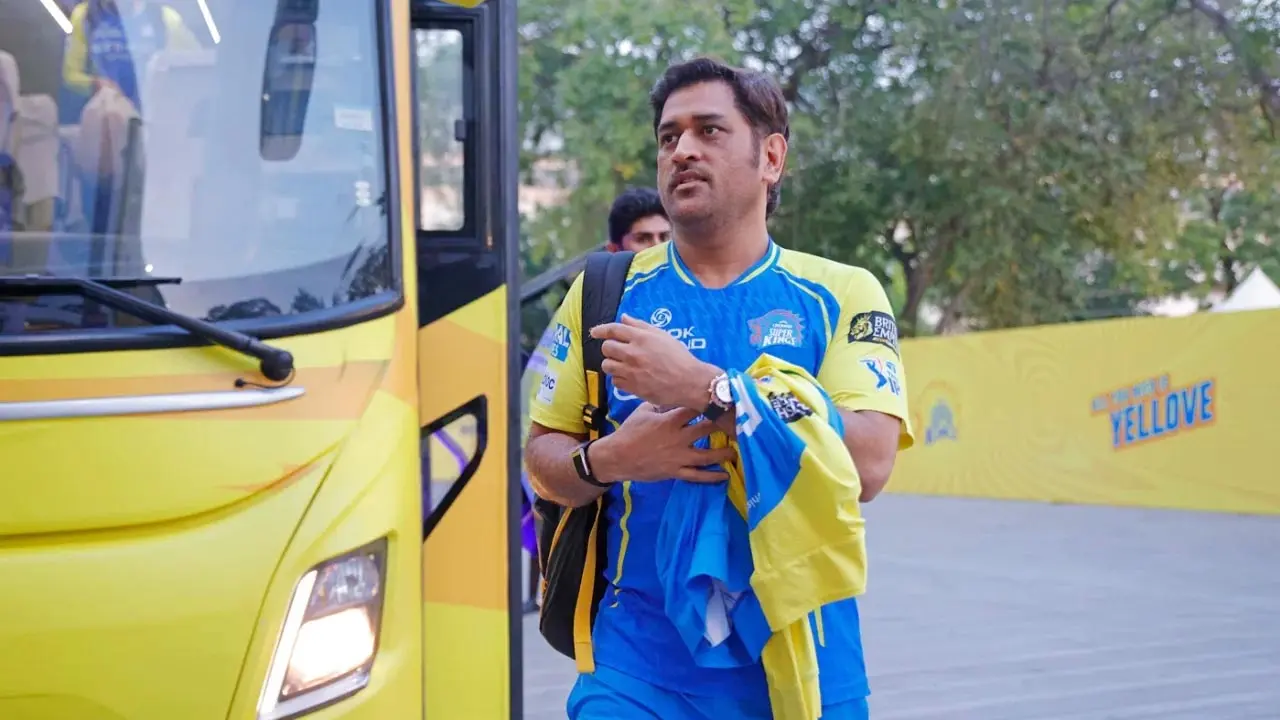 সম্মান ও কদর কমেছে, চেন্নাইয়ে ধোনি আর শেষ কথা নন!