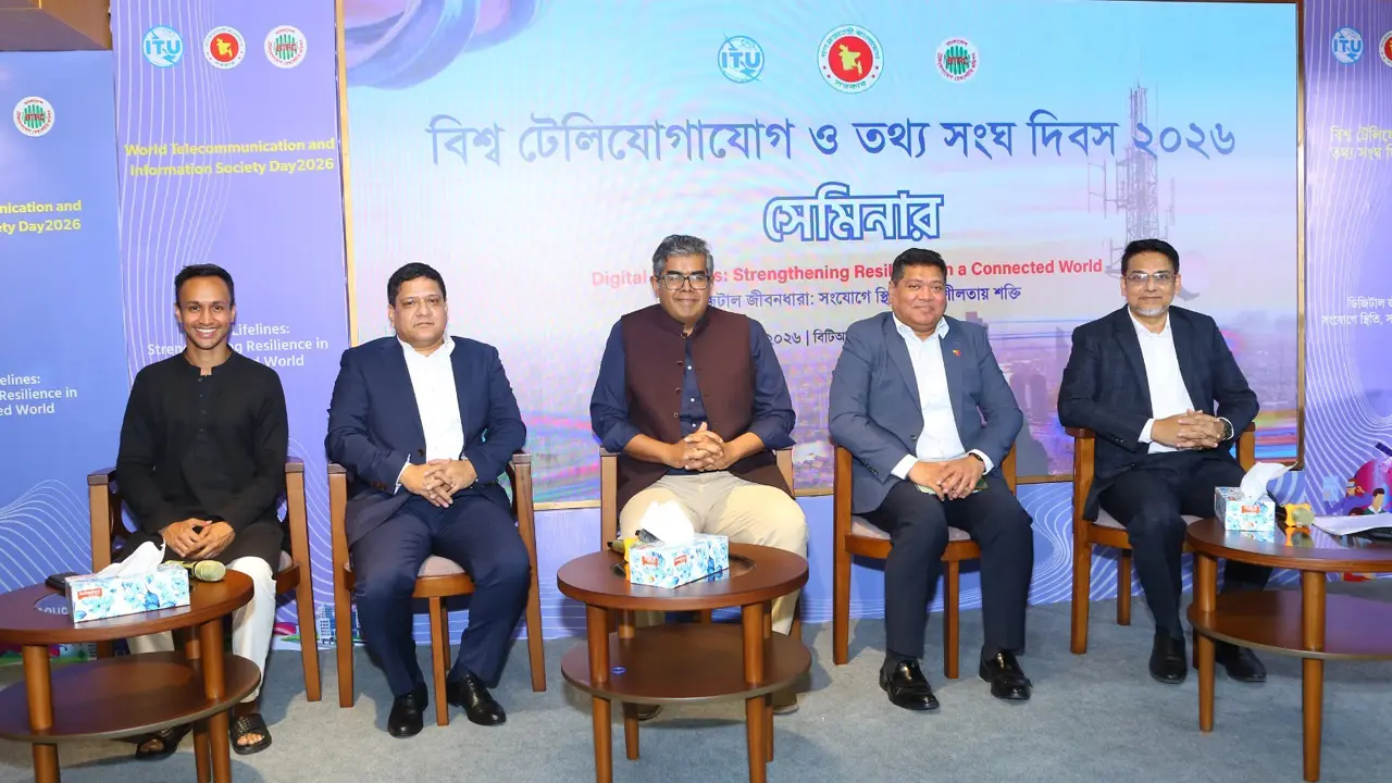 মোবাইল ইন্টারনেট বাড়লেও কমেনি ব্যবহারগত বৈষম্য
