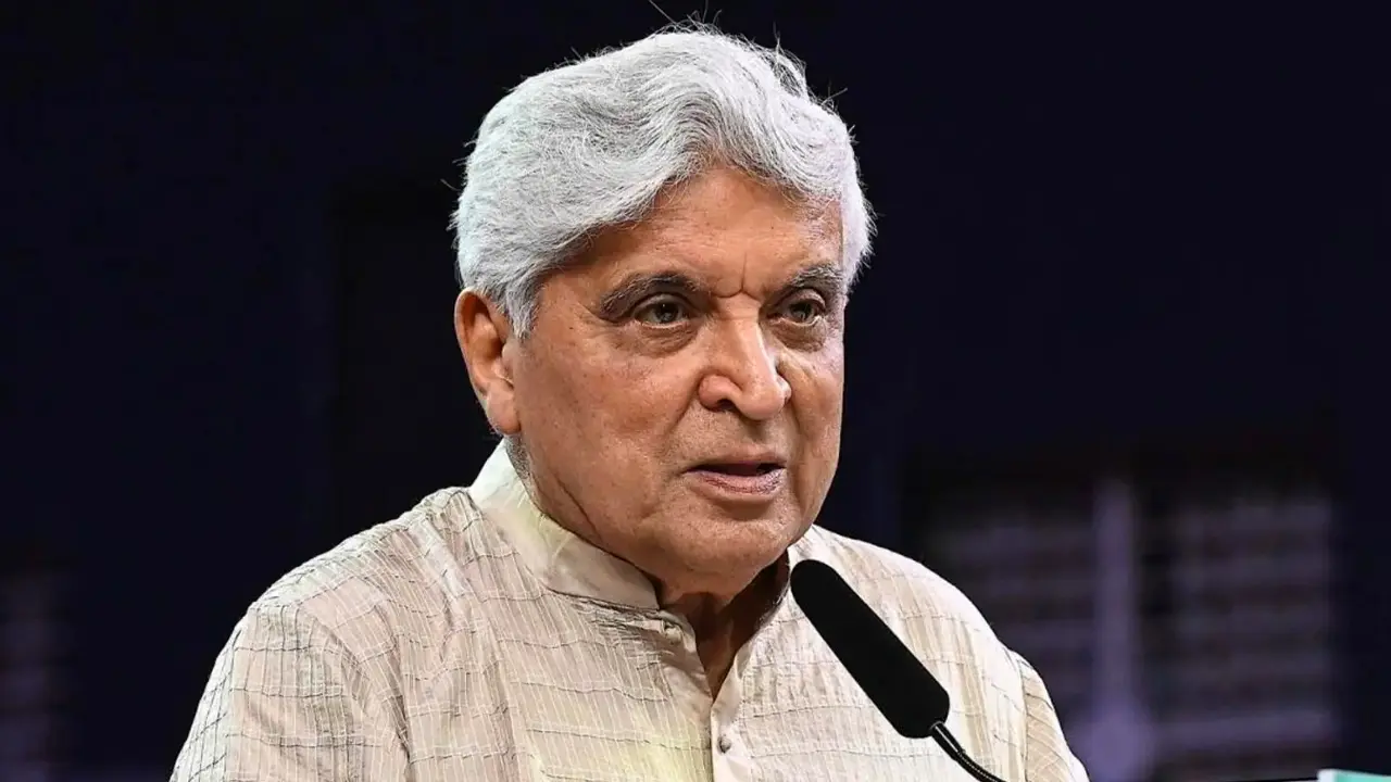 ‘ধুরন্ধর’ বিতর্কে যা বললেন জাভেদ আখতার