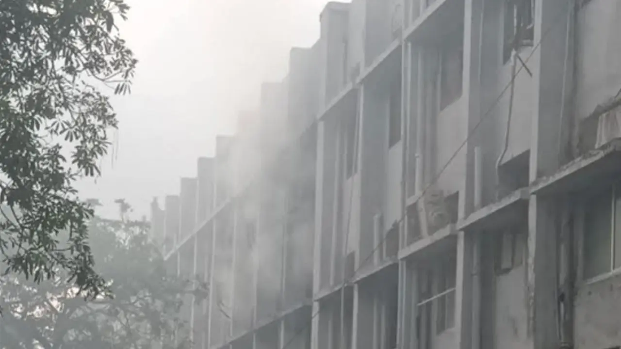 খুমেকের অপারেশন থিয়েটারে আগুন, চিকিৎসক-নার্সসহ আহত ৩