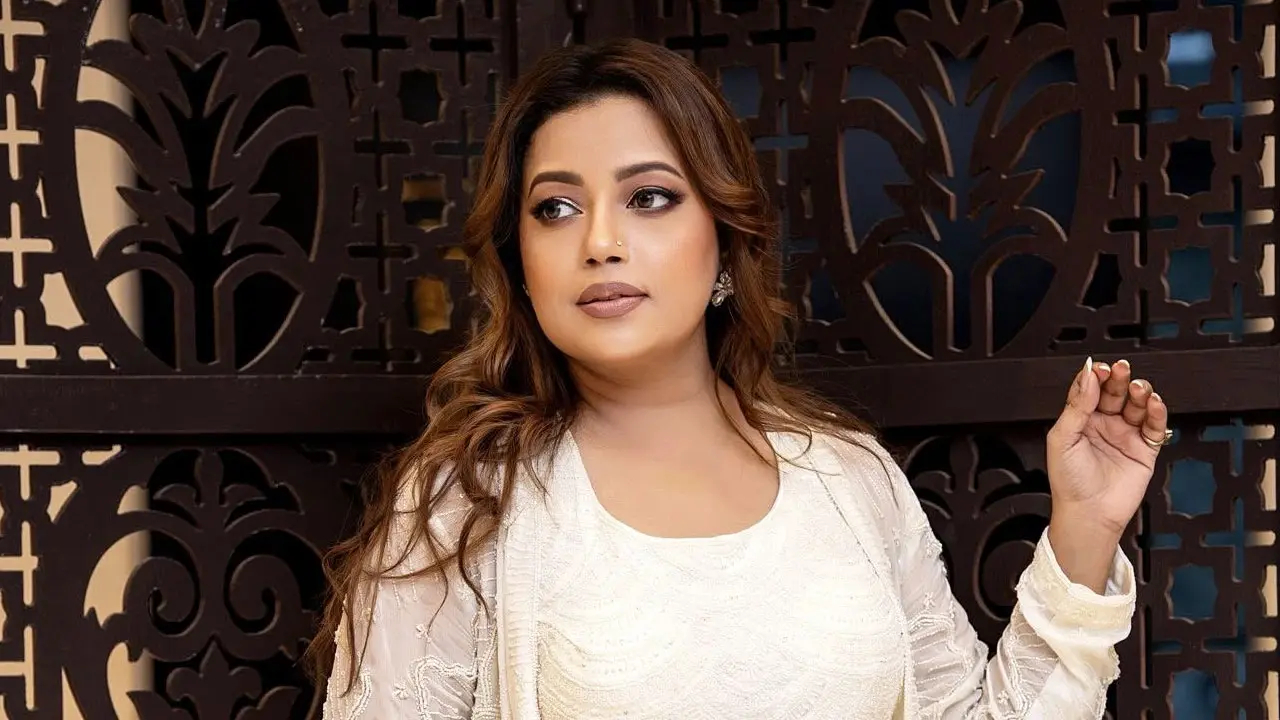 কনার নতুন গান ‘আমপাতা জোড়া জোড়া’