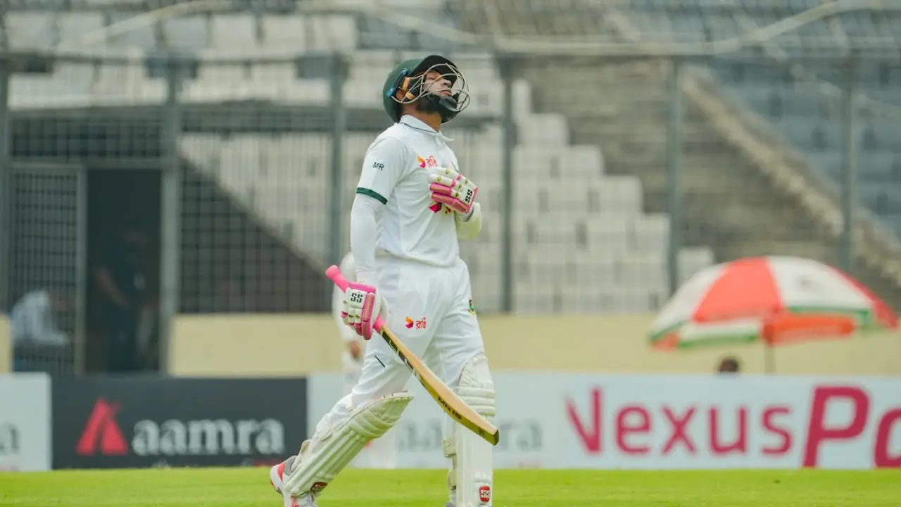 জন্মদিনে তামিমকে ছাড়িয়ে মুশফিকের ইতিহাস