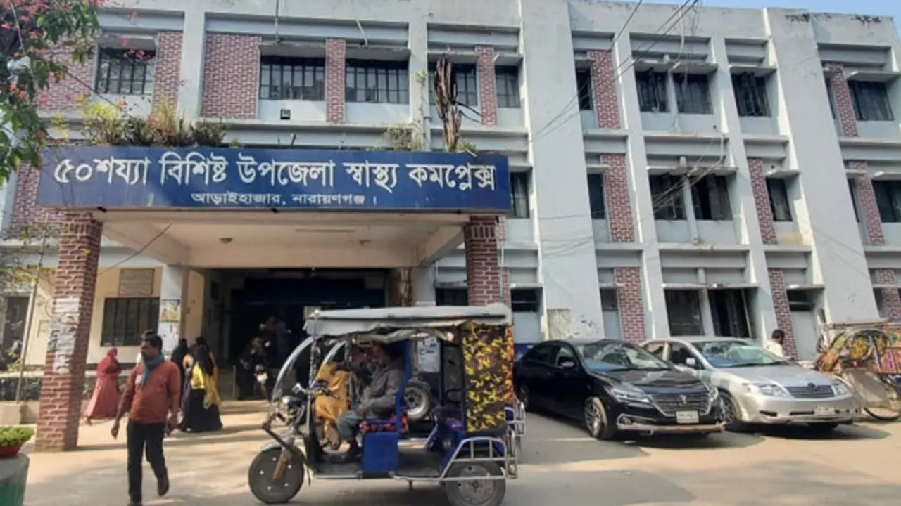 আড়াইহাজারে পাগলা কুকুরের তাণ্ডব, দুই দিনে অনেকেই আহত