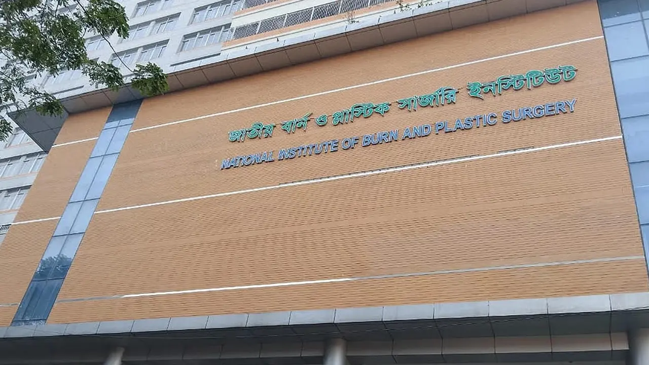 বাবার পর একে একে নিভে গেল তিন সন্তানের প্রাণ, আশঙ্কাজনক মা