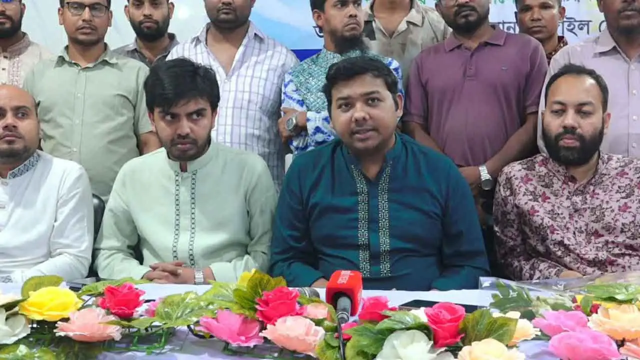 গণভোটের রায় বাস্তবায়ন না হলে রাজপথে নামবে এনসিপি : সারোয়ার তুষার