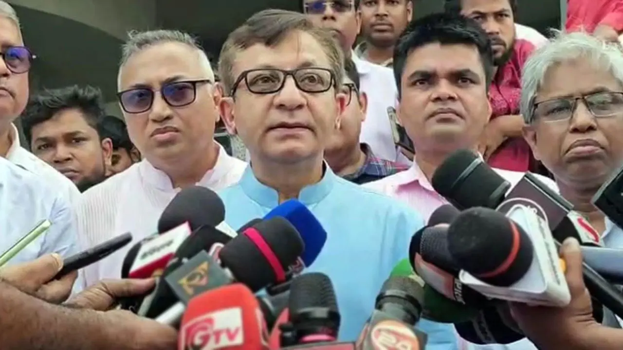 চামড়া খাত থেকে ১২ বিলিয়ন ডলার আয় সম্ভব : শিল্পমন্ত্রী
