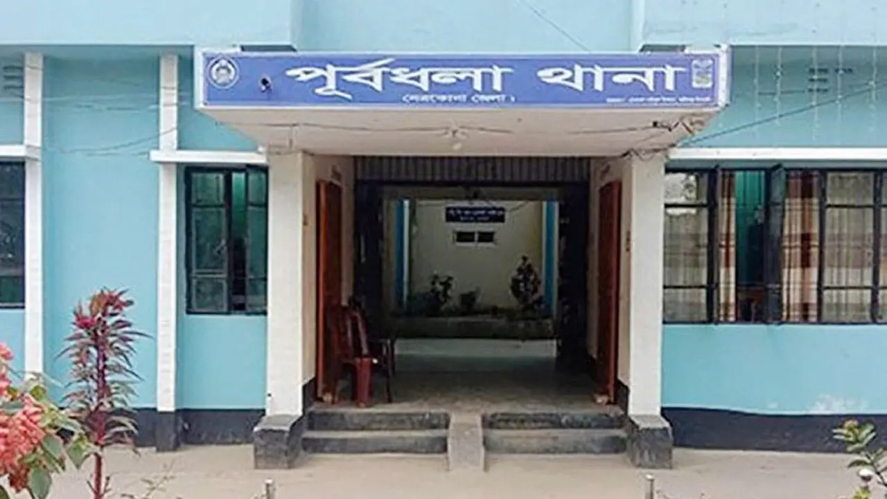 নেত্রকোণায় কিশোরী মেয়েকে ধর্ষণের অভিযোগে বাবা গ্রেপ্তার