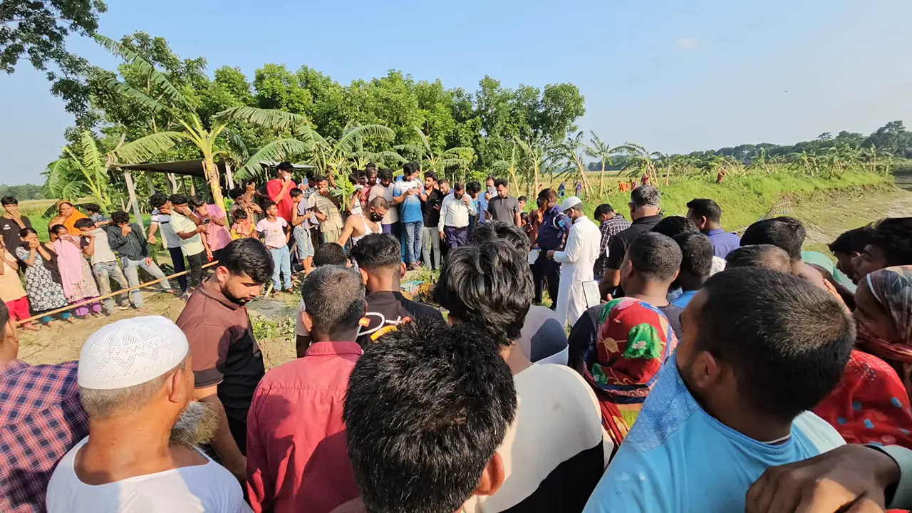 মাটি খুঁড়ে উদ্ধার নারী ও শিশুর মরদেহের পরিচয় শনাক্ত