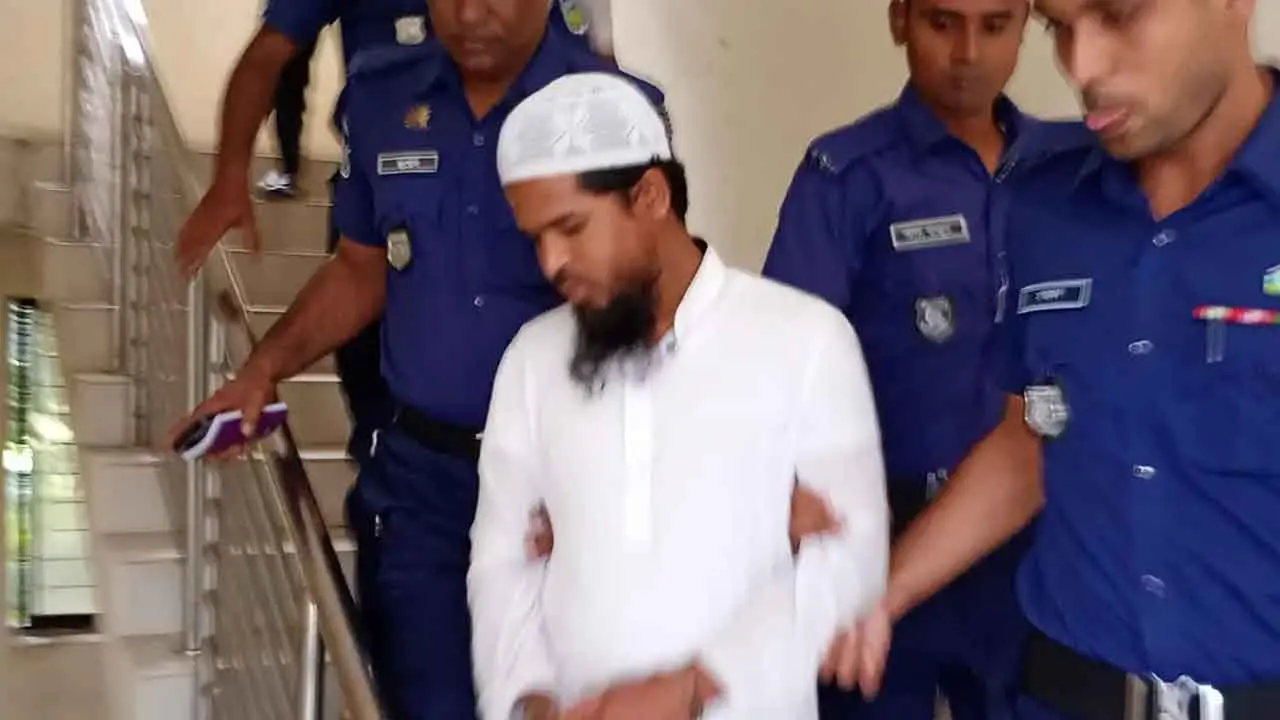 অভিযুক্ত সেই শিক্ষকের ডিএনএ পরীক্ষার নির্দেশ আদালতের