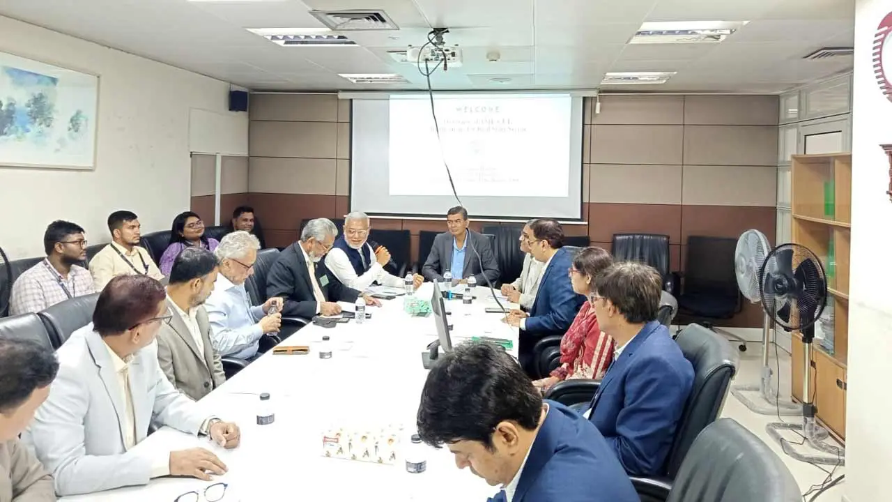 আবাসন খাতে নিবন্ধন ব্যয় কমিয়ে অপ্রদর্শিত আয়ের উৎস বন্ধের দাবি