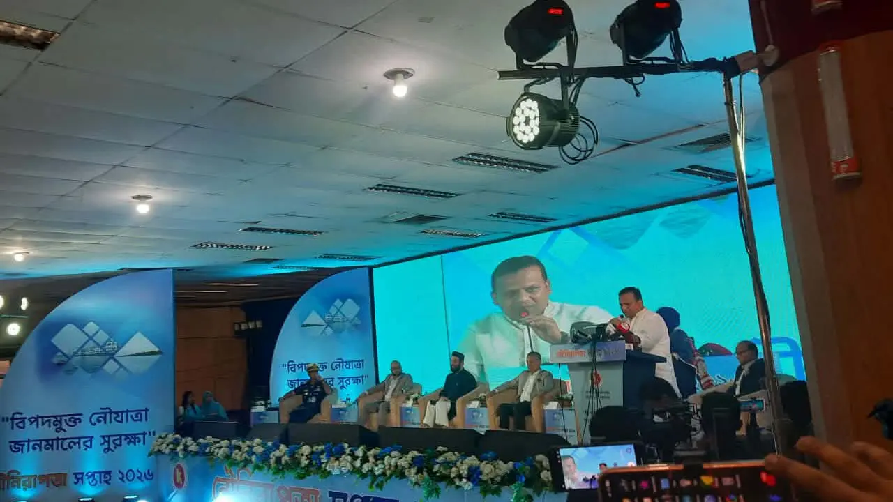 যাত্রী ও কোরবানির পশু পরিবহনে সর্বোচ্চ সতর্ক থাকতে হবে: নৌ প্রতিমন্ত্রী