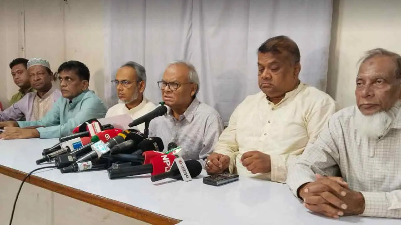 এবার সবাই নির্দিষ্ট সময়ে গ্রামের বাড়িতে পৌঁছেছে : রিজভী