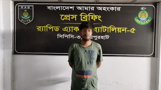 রংপুরে হত্যা মামলায় পলাতক ছাত্রদল নেতা নওগাঁ থেকে গ্রেপ্তার