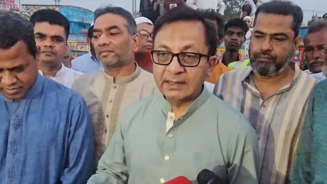 চামড়াতে লবণ দিয়ে নিয়ে এলে সরকার নির্ধারিত মূল্য পাওয়া যাবে