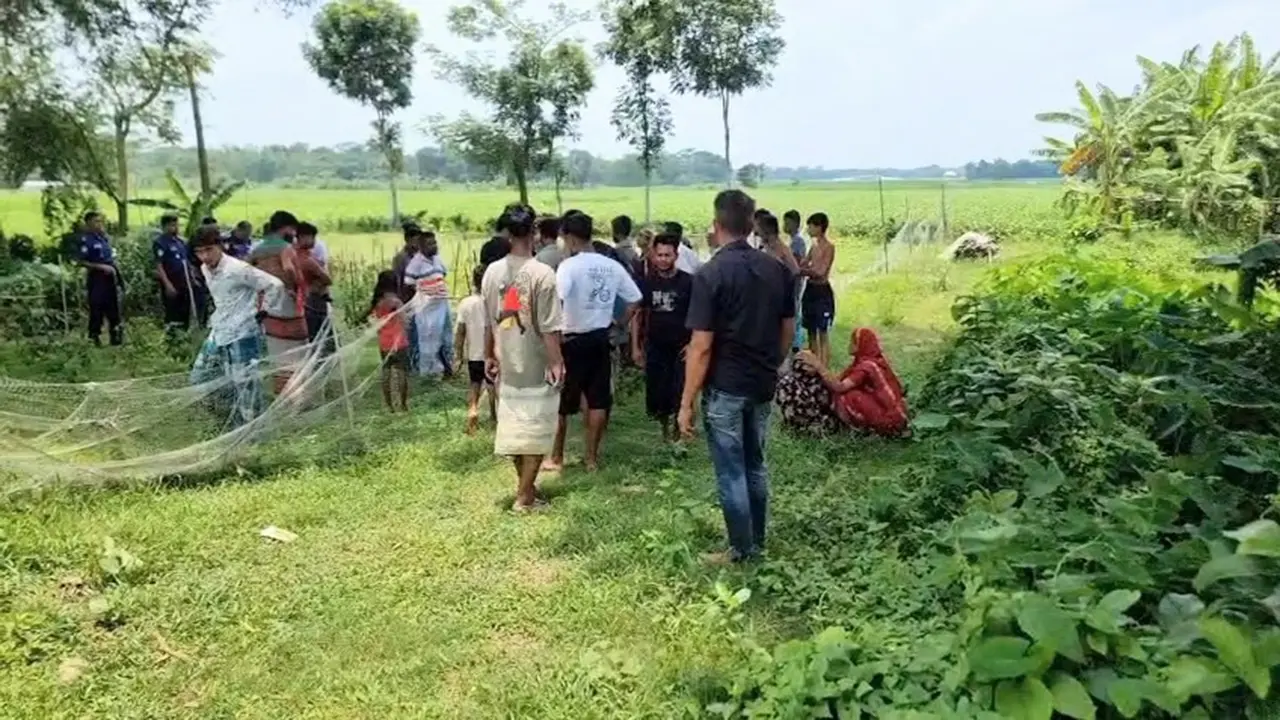 কুড়িয়ে পাওয়া ককটেল হাতে নিতেই বিস্ফোরণ