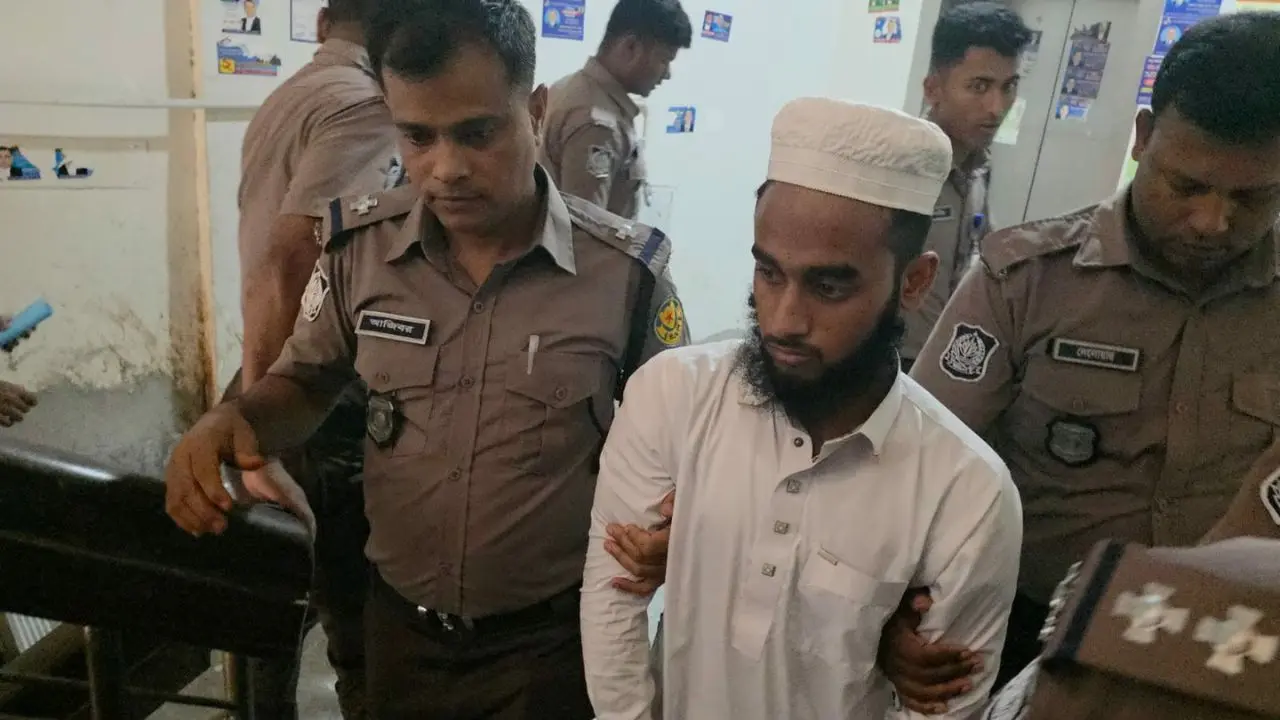 বলাৎকার ও আত্মহত্যায় প্ররোচনার মামলায় ৫ দিনের রিমান্ডে শিহাব