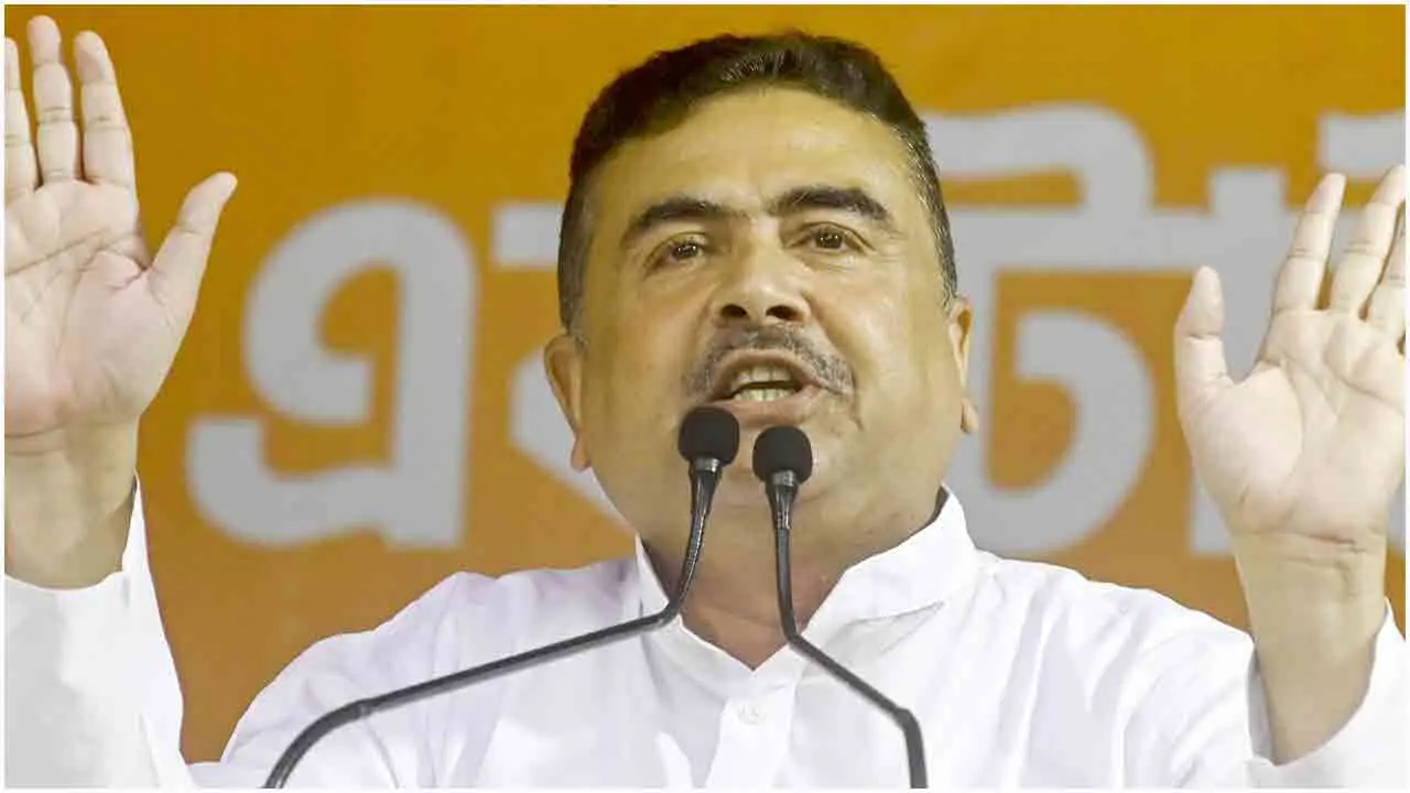 সীমান্তে কাঁটাতারের বেড়া ও অনুপ্রবেশ ঠেকাতে শুভেন্দুর দ্বিমুখী নীতি