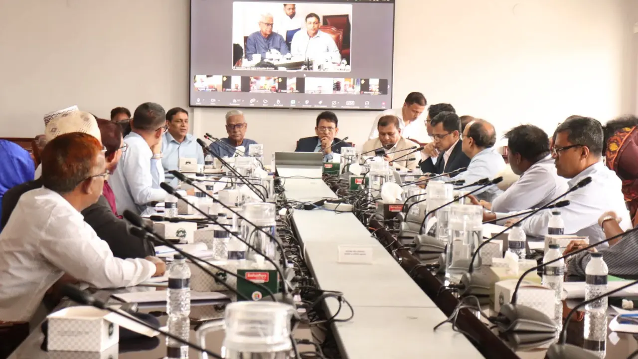 এসএসসি-এইচএসসি ডিসেম্বরে নয়, জানুয়ারি-এপ্রিলেই চান অংশীজনরা