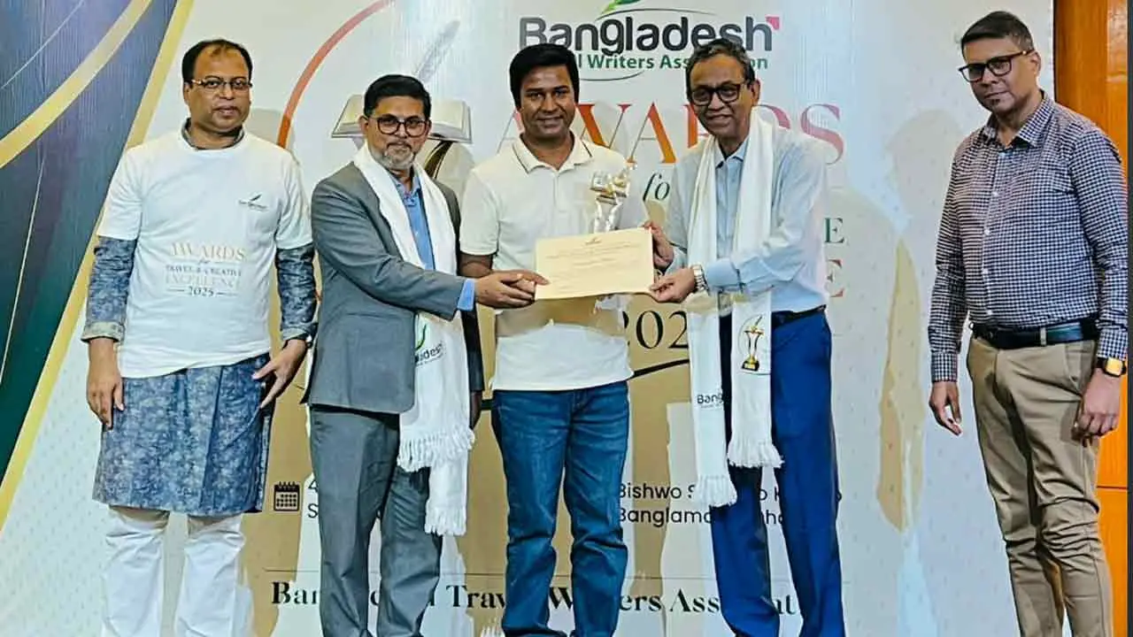 সেরা ট্রাভেল কন্টেন্ট ক্রিয়েটর হিসেবে সম্মানিত হলেন সালাহউদ্দিন সুমন