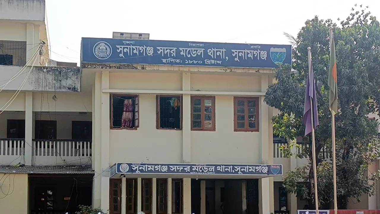 মাছ ধরতে গিয়ে বজ্রপাতে এক ভাই নিহত, আরেক ভাই আহত
