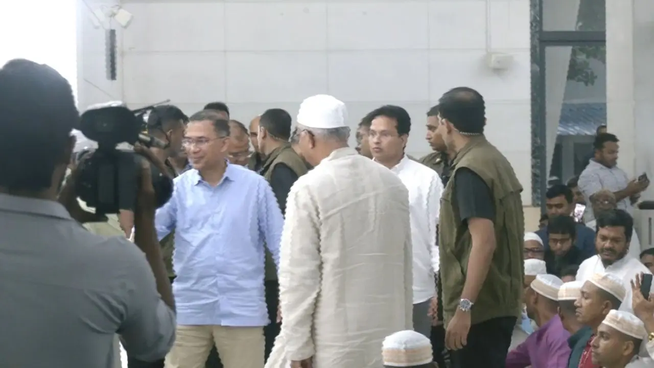 সমাজ কল্যাণ মন্ত্রীর মায়ের দোয়া মাহফিলে অংশ নিলেন প্রধানমন্ত্রী