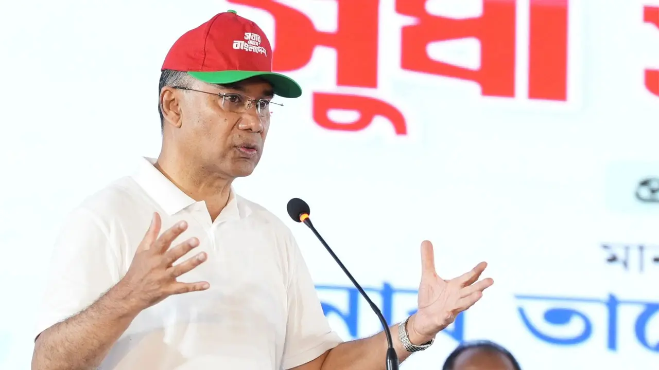 সারাদেশে রেল যোগাযোগ ব্যবস্থা উন্নত করতে চাই : প্রধানমন্ত্রী