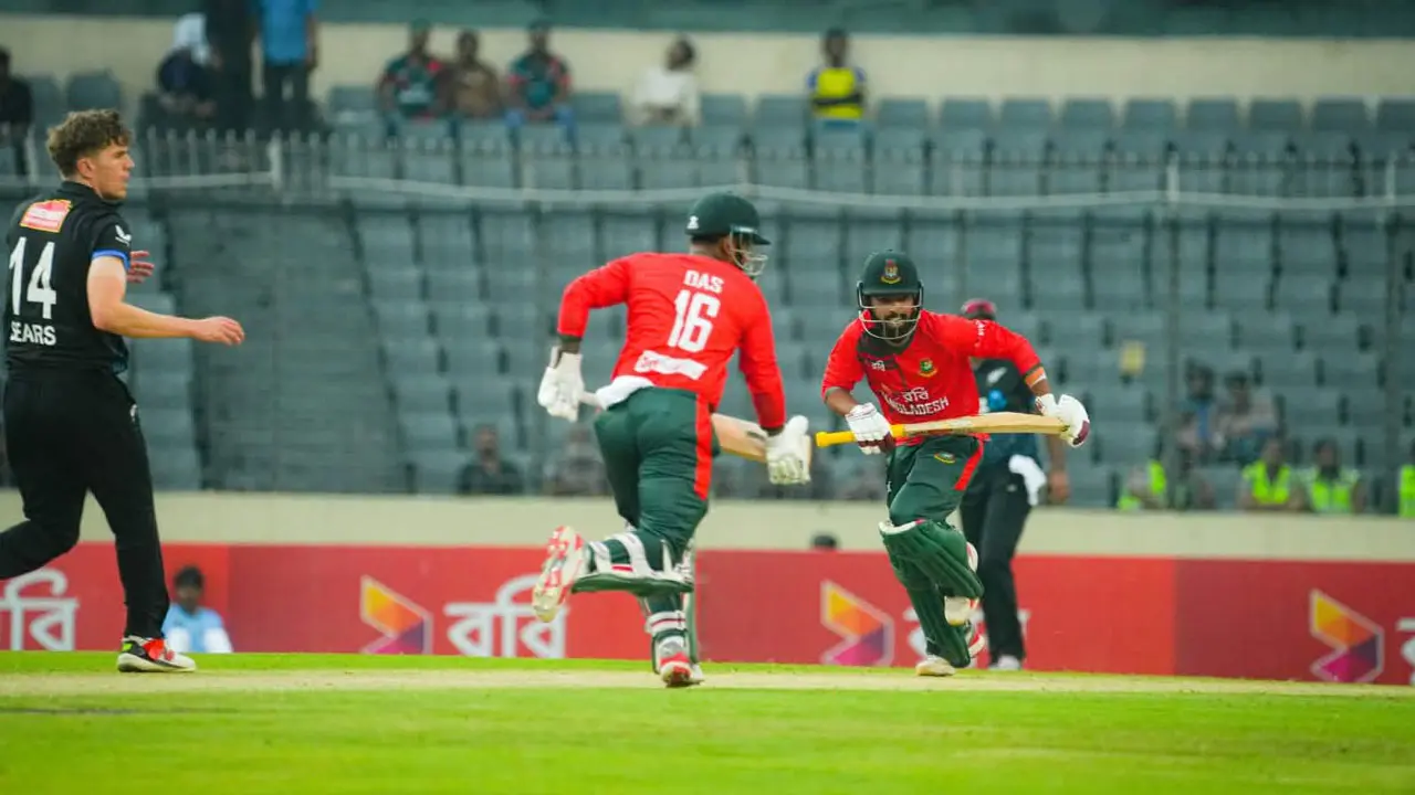 কোনোরকমে একশ ছুঁয়ে অলআউট বাংলাদেশ