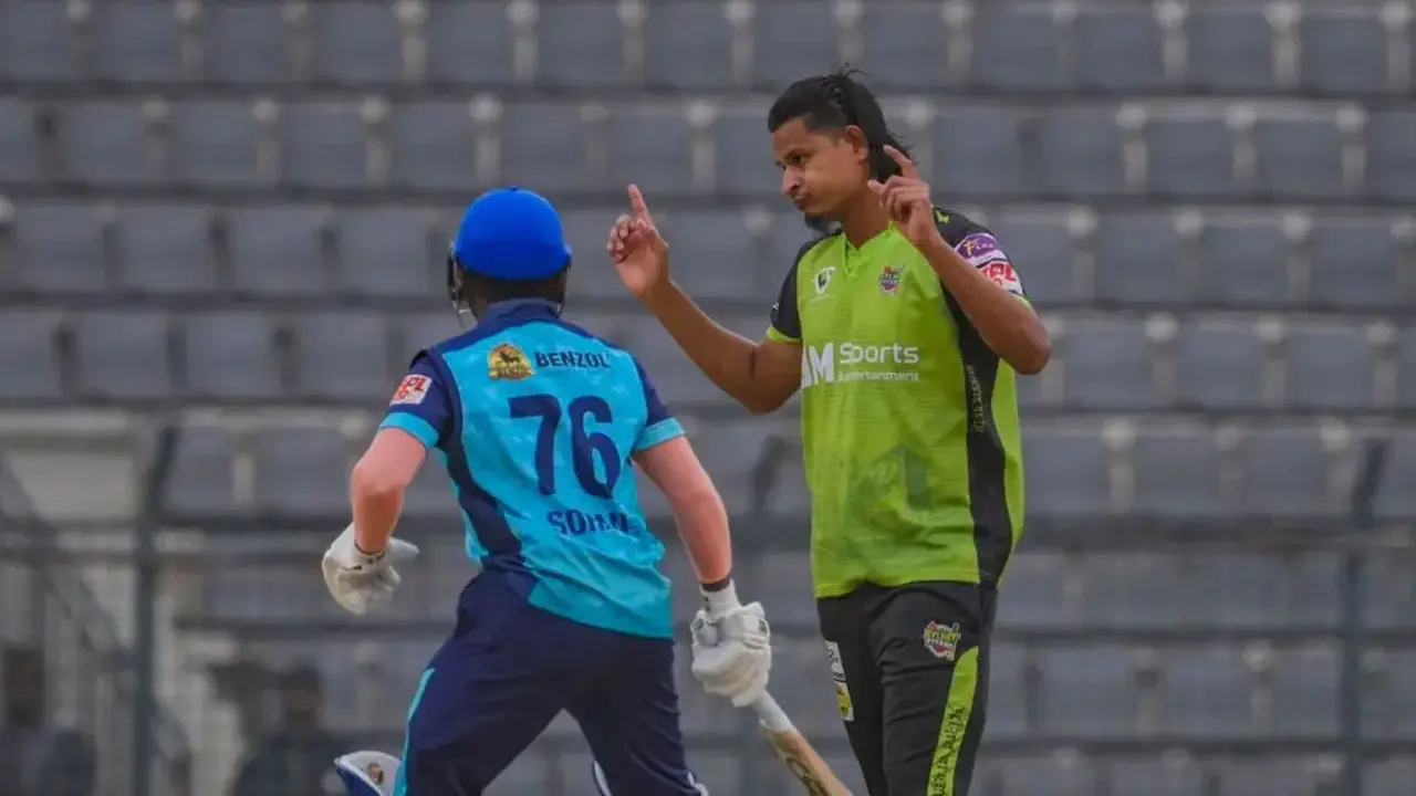 ‘বাকি ৩৫ লাখ টাকা কি মরার পর চল্লিশার সময় দেবেন’, অভিযোগ নাসুমের