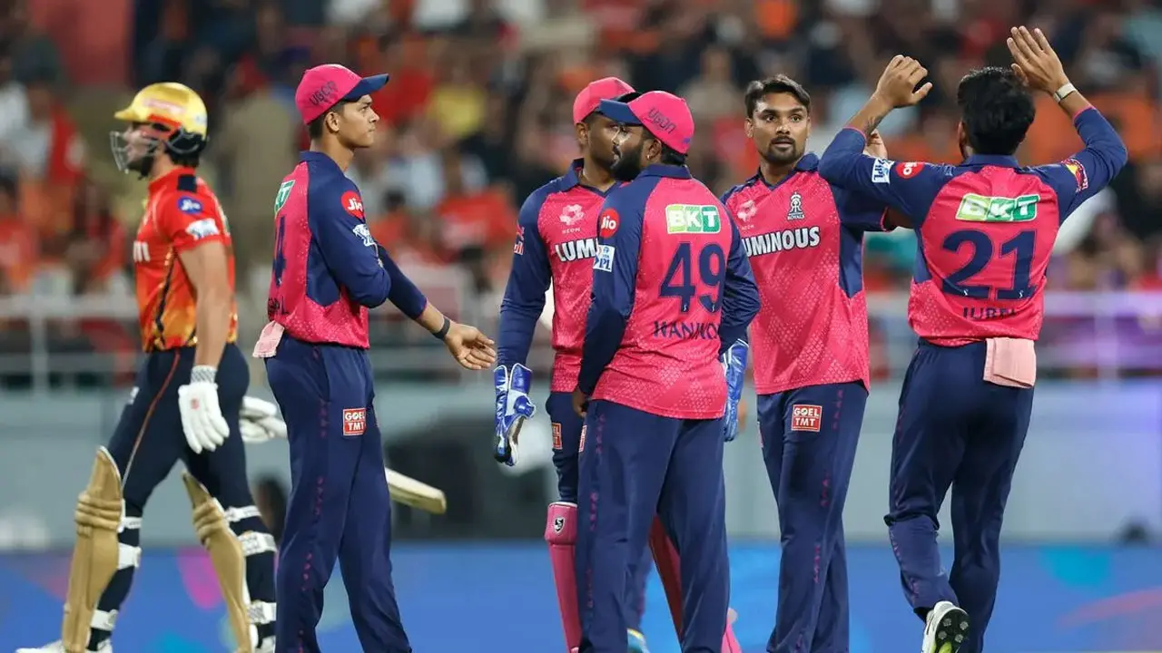 দুই হাতে রান বিলিয়ে লজ্জার রেকর্ড গড়ল রাজস্থান