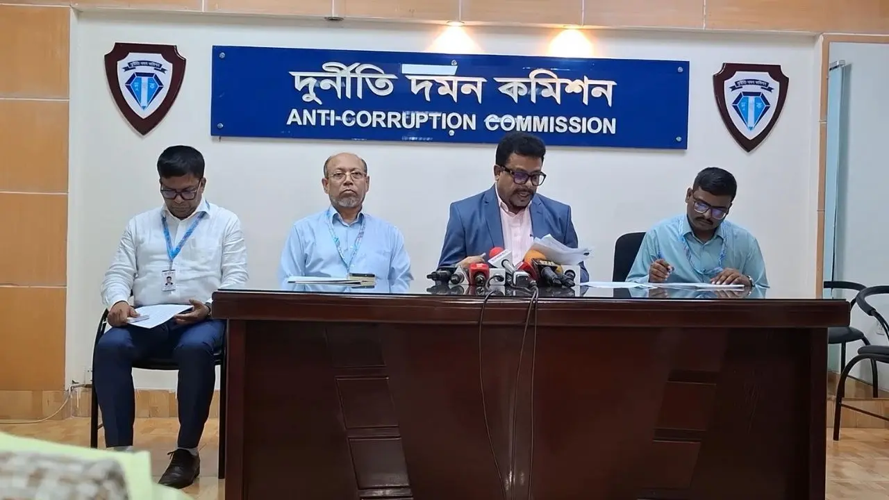 ব্যাংকের সিএসআর ফান্ডের ২৭৬ কোটি আত্মসাত, হাসিনা-রেহানাসহ ৩ আসামি