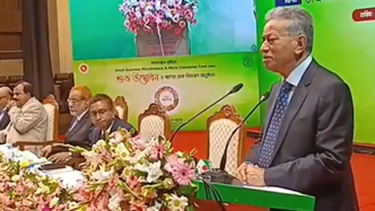 উদ্যোক্তা তৈরি করে কর্মসংস্থান সৃষ্টি করাই সরকারের মূল লক্ষ্য
