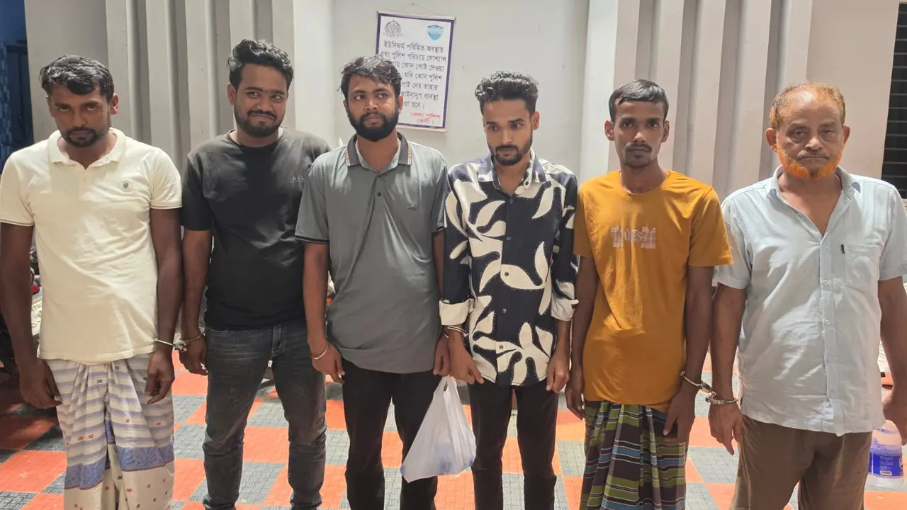 ফেনীতে দুই সপ্তাহে গ্রেপ্তার ২৮৫ জন