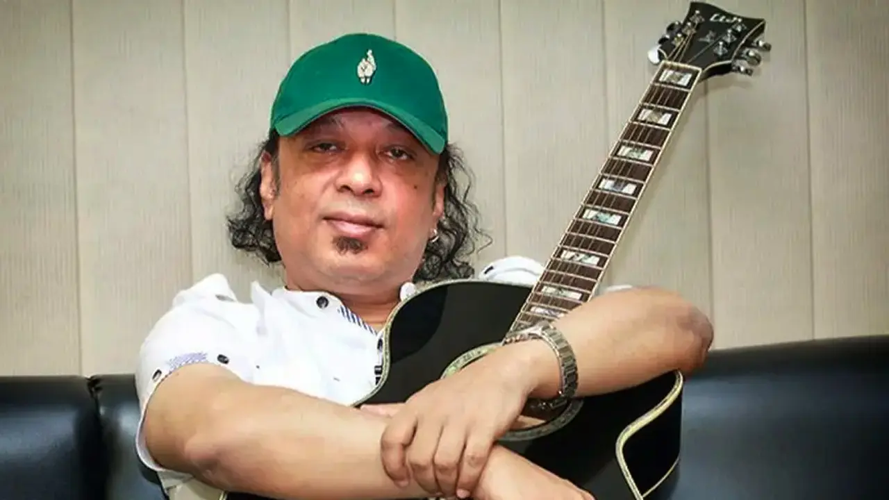 বিতর্কের মুখে স্থগিত আইয়ুব বাচ্চুর গান নিয়ে ‘উত্তরাধিকার’