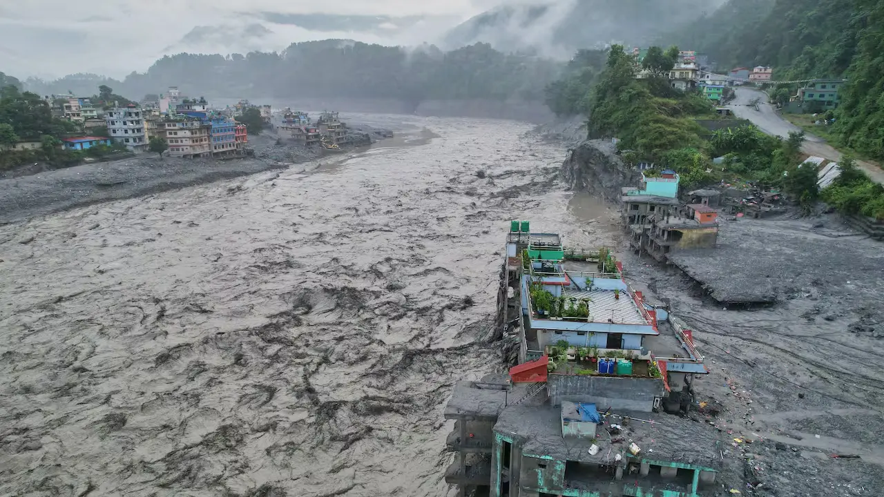 সাধারণ বন্যা নয়, এটি ছিল হিমালয়ের সুনামি