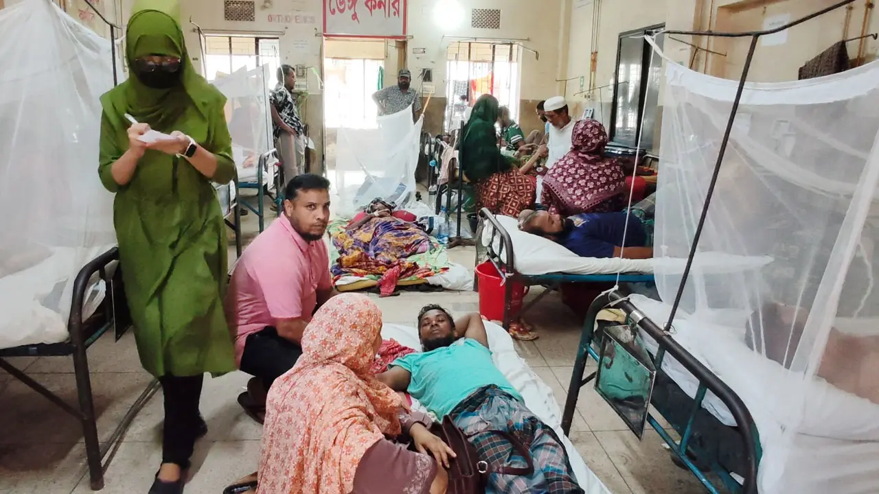 বরিশালে বাড়ছে ডেঙ্গু রোগী, আক্রান্ত ৬৫৬০ জনের মধ্যে মৃত্যু ৯